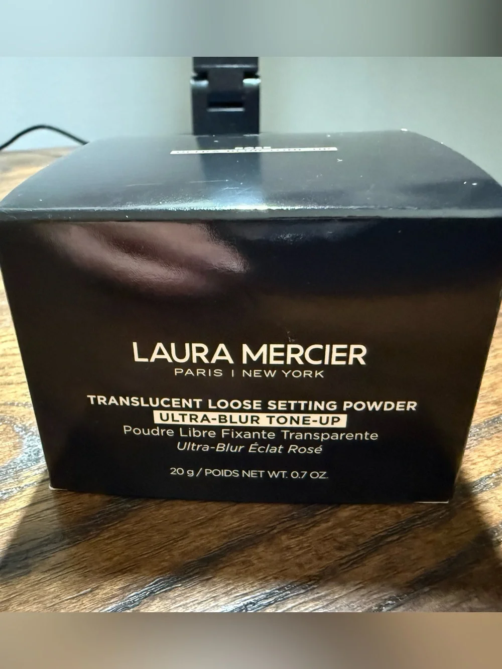 laura mercier Translucent Loose Setting Powder Ultra Blur Tone Up